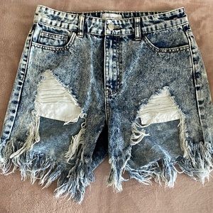 Women’s jean shorts.